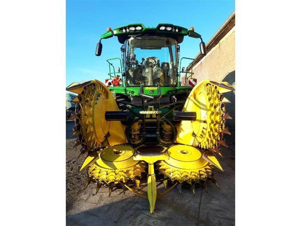 John Deere 8400 Szecskázók