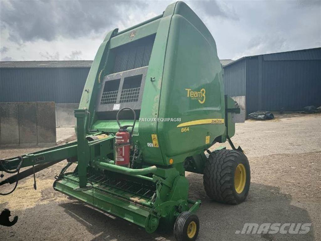 John Deere 864 Körbálázók