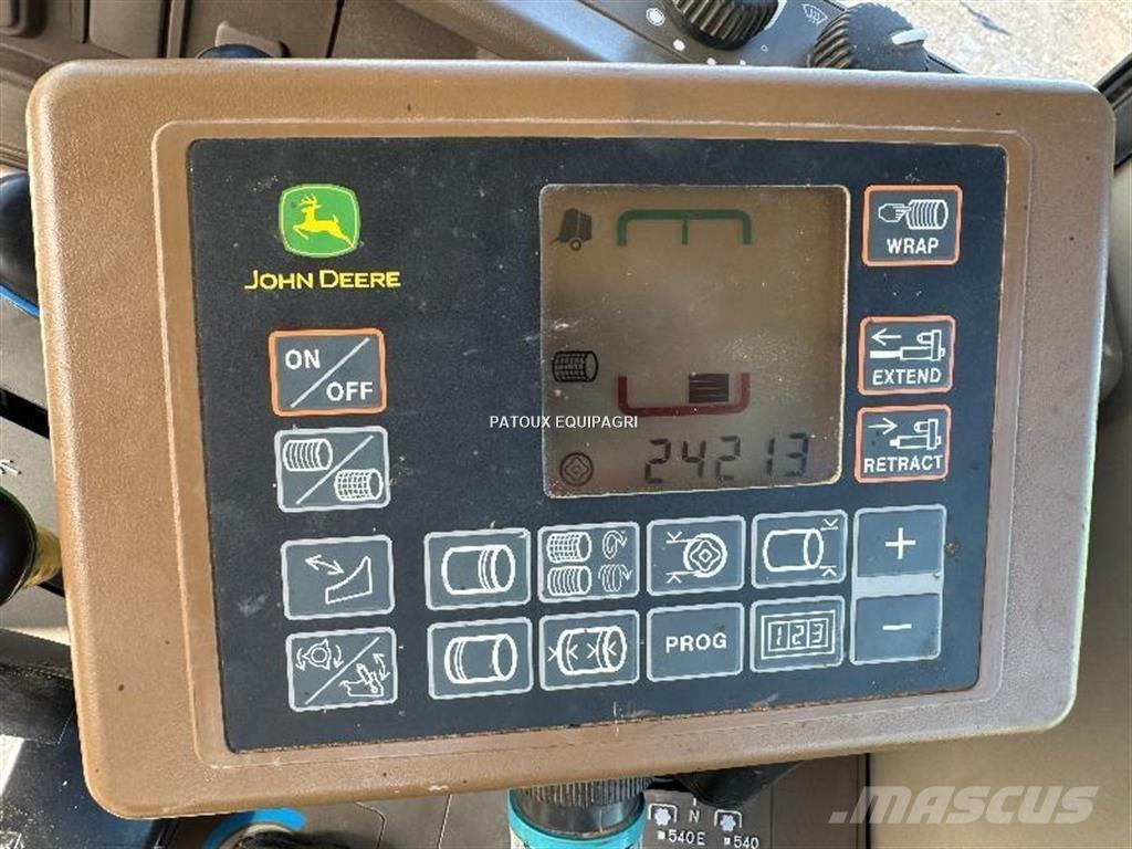 John Deere 864 Körbálázók