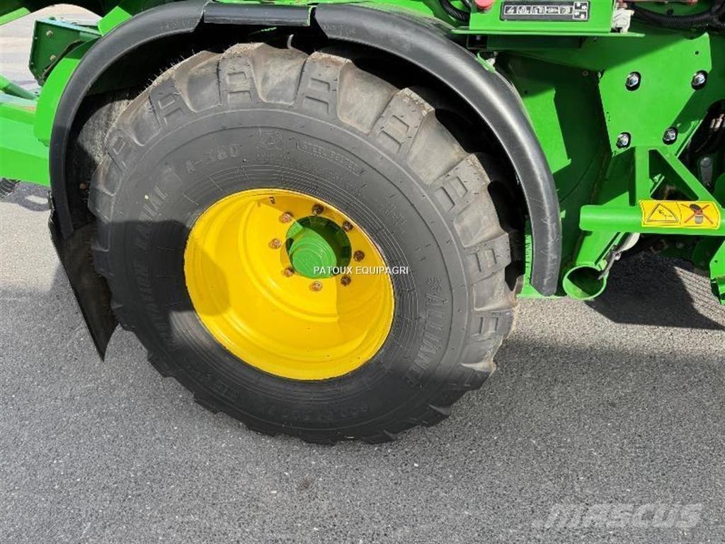 John Deere C441R Göngyölő gépek