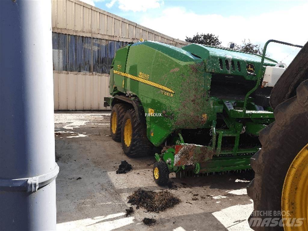 John Deere C441R Göngyölő gépek