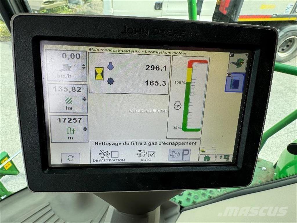 John Deere T550 Kombájnok