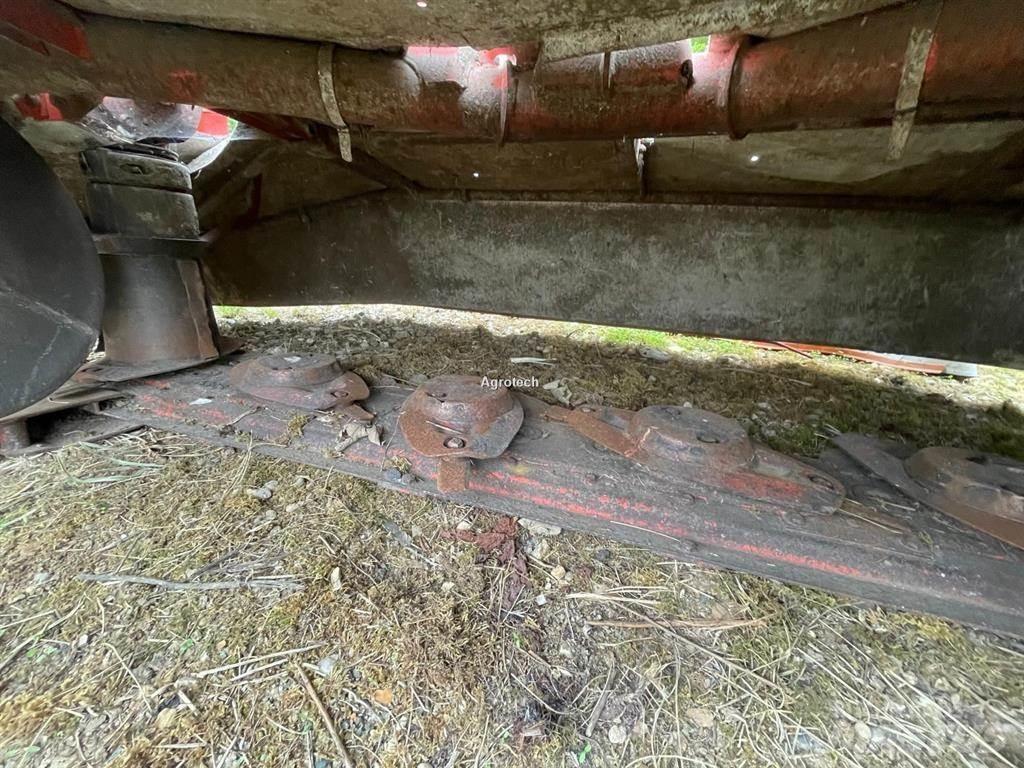 Kuhn GMD 602 Kardánhajtású ekék és Forgó-boronák