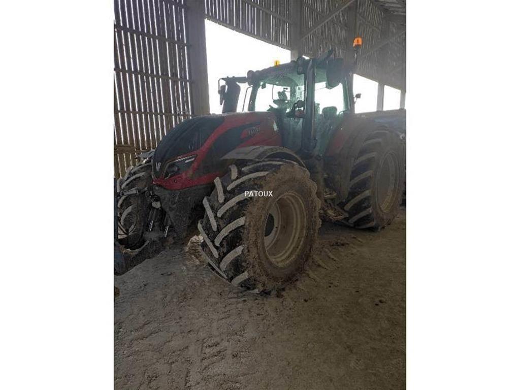 Valtra T214 DIRECT Traktorok