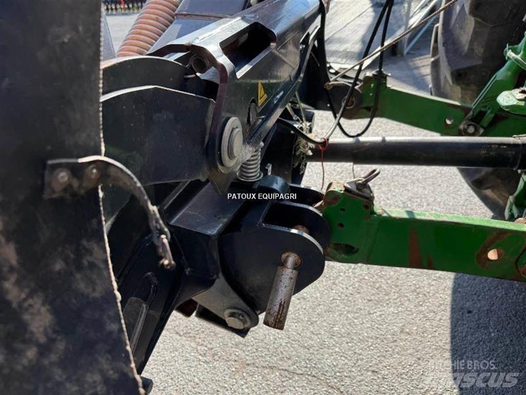 Vicon EXTRA 332 Kardánhajtású ekék és Forgó-boronák