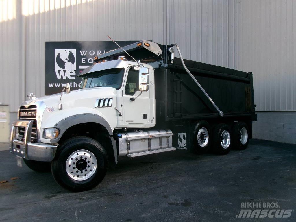 Mack GR64F Billenő teherautók