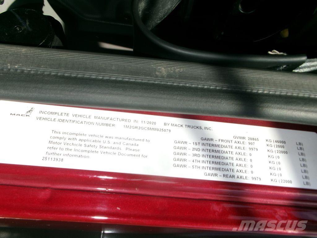 Mack GR64F Billenő teherautók