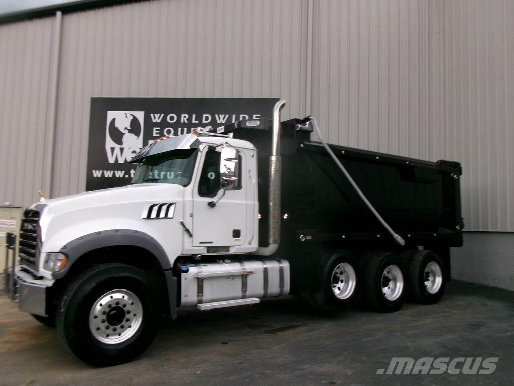 Mack GR64FR Billenő teherautók