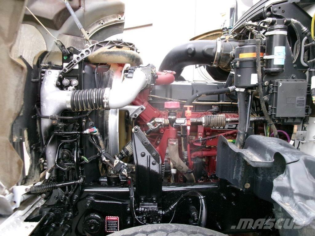 Mack GR64FR Billenő teherautók