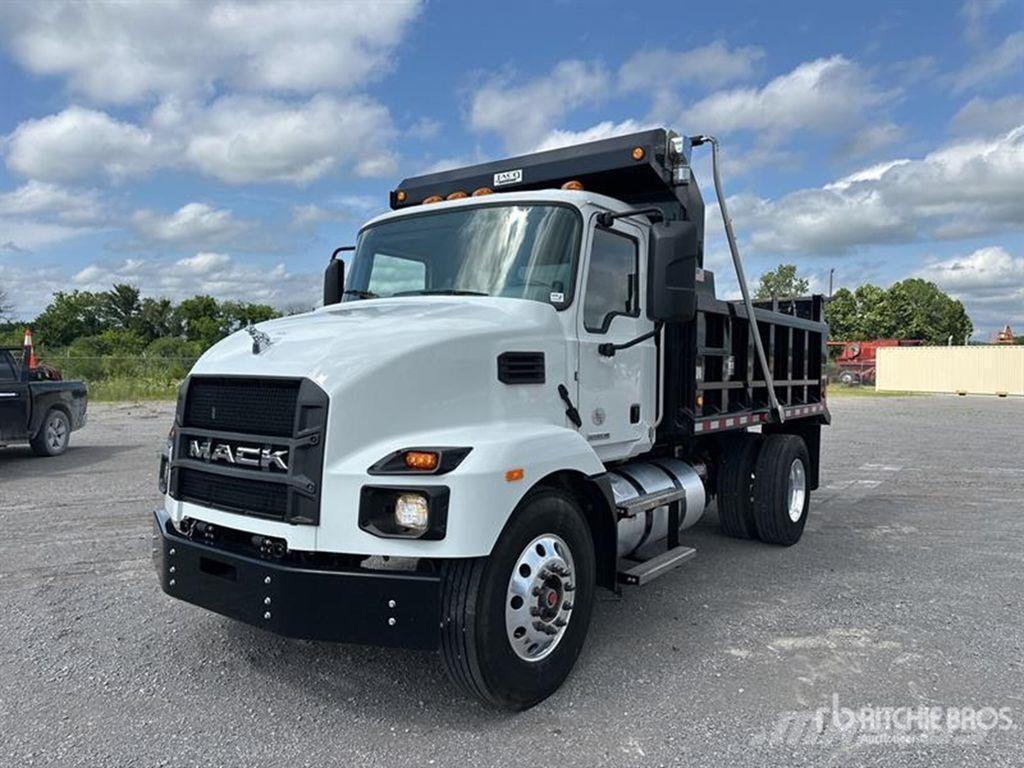 Mack MD6 Billenő teherautók