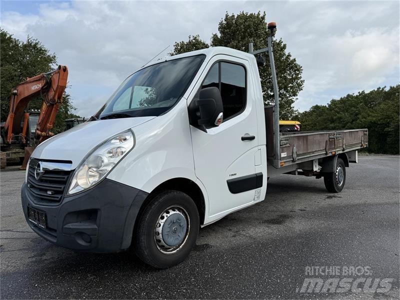Opel Movano Platós / Ponyvás teherautók