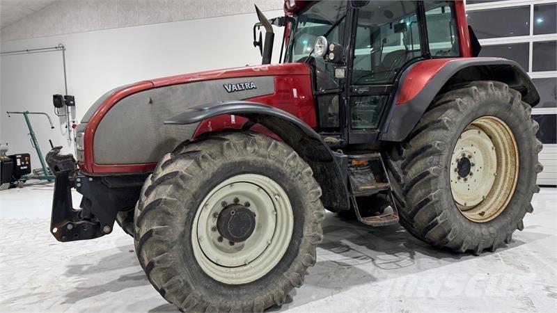 Valtra T190 Traktorok