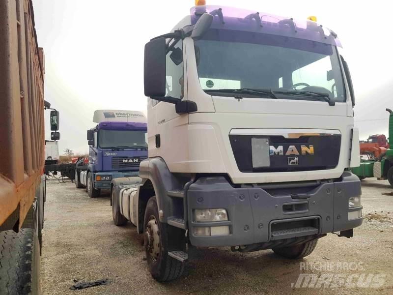 MAN 09 TGS 18.400 4X4 Nyergesvontatók