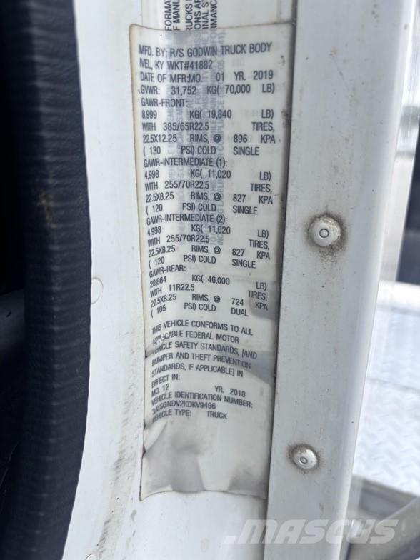 Freightliner 122SD Billenő teherautók