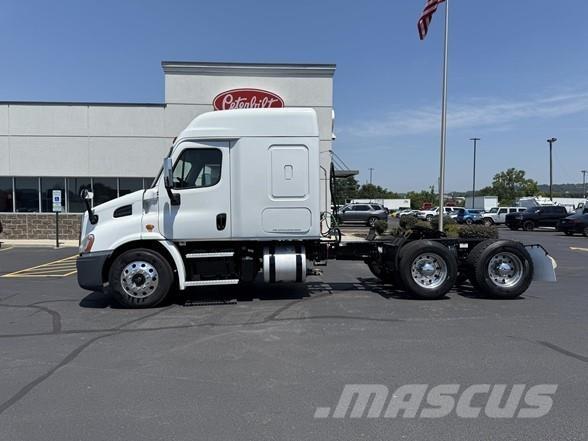 Freightliner CASCADIA 116 Nyergesvontatók