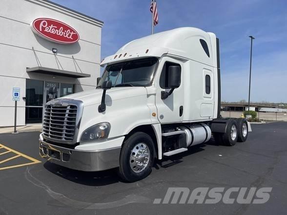 Freightliner CASCADIA 116 Nyergesvontatók