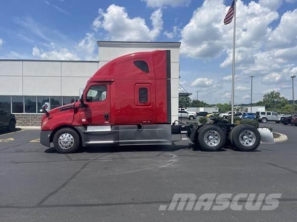 Freightliner CASCADIA 126 Nyergesvontatók