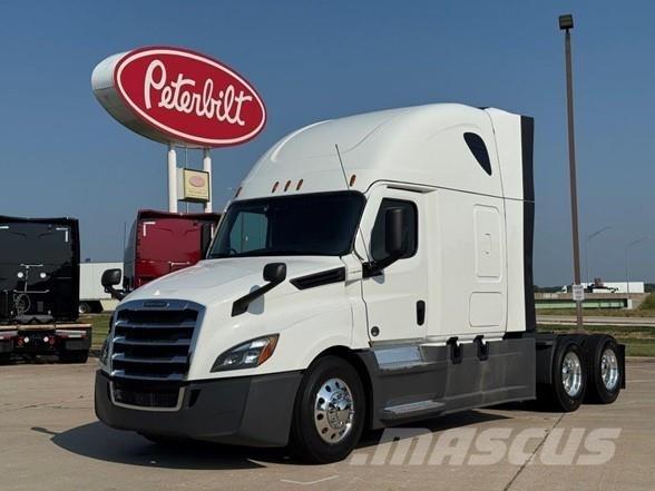 Freightliner CASCADIA 126 Nyergesvontatók