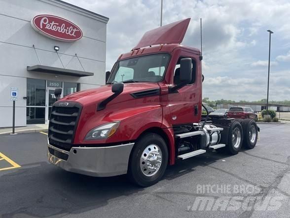 Freightliner CASCADIA 126 Nyergesvontatók