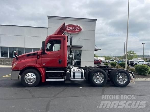 Freightliner CASCADIA 126 Nyergesvontatók