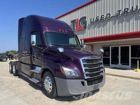 Freightliner CASCADIA 126 Nyergesvontatók