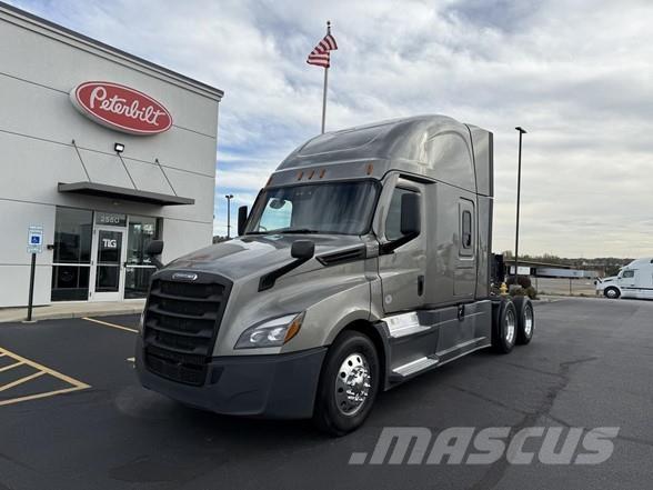 Freightliner CASCADIA 126 Nyergesvontatók