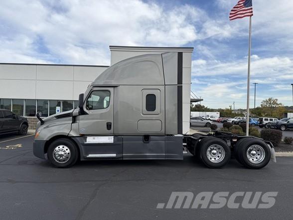 Freightliner CASCADIA 126 Nyergesvontatók