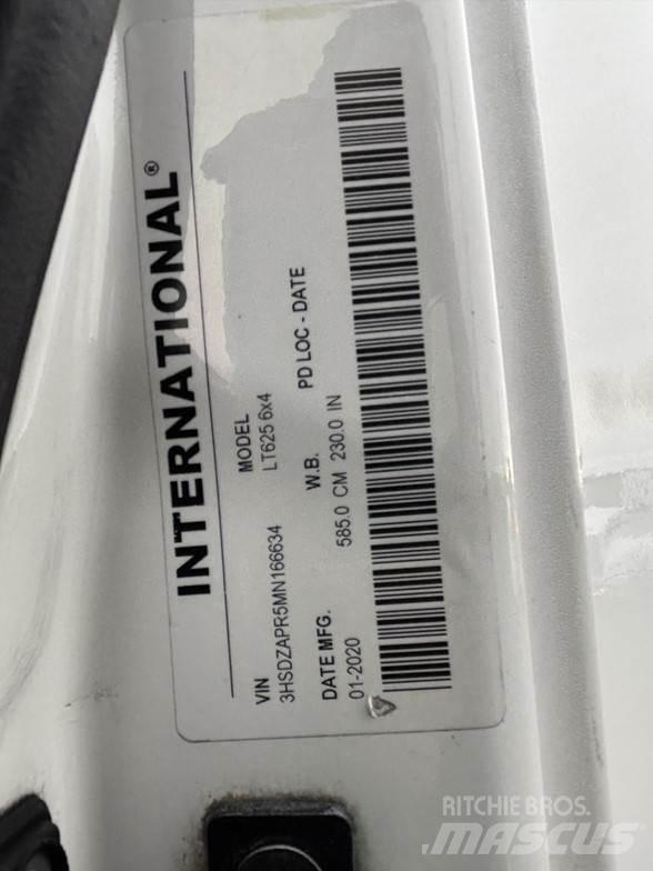 International LT Nyergesvontatók