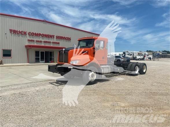 Kenworth T400 Fülkés alváz
