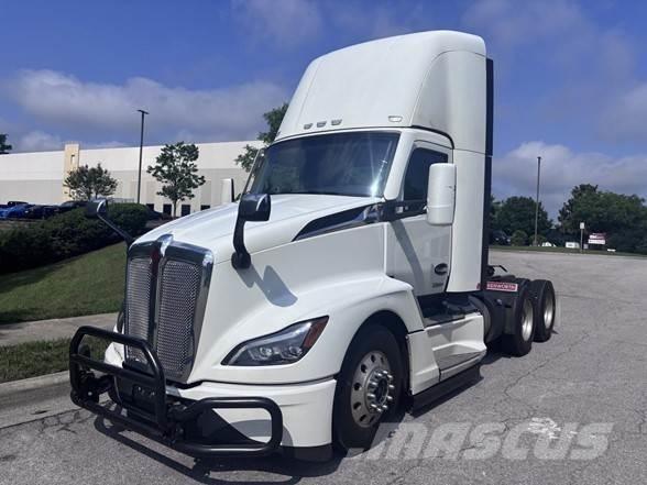 Kenworth T680 Nyergesvontatók