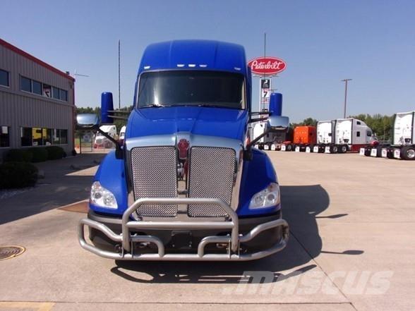 Kenworth T680 Nyergesvontatók