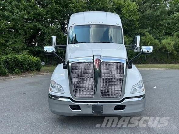Kenworth T680 Nyergesvontatók
