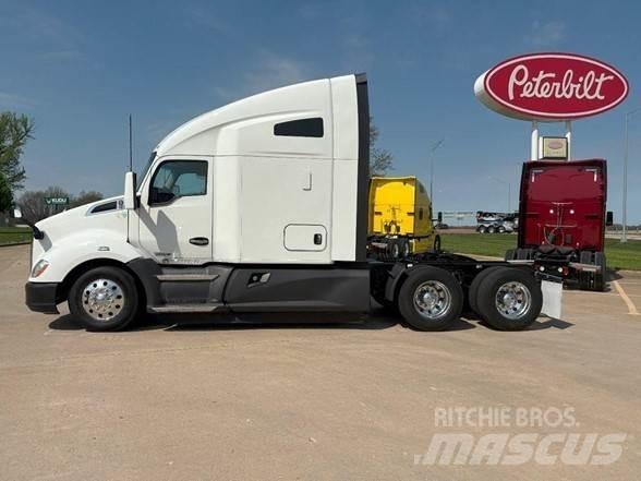 Kenworth T680 Nyergesvontatók