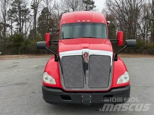 Kenworth T680 Nyergesvontatók