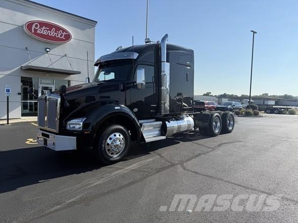 Kenworth T880 Nyergesvontatók