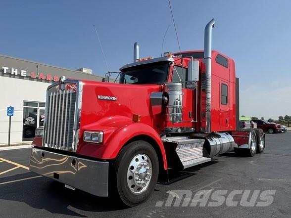 Kenworth W900 Nyergesvontatók
