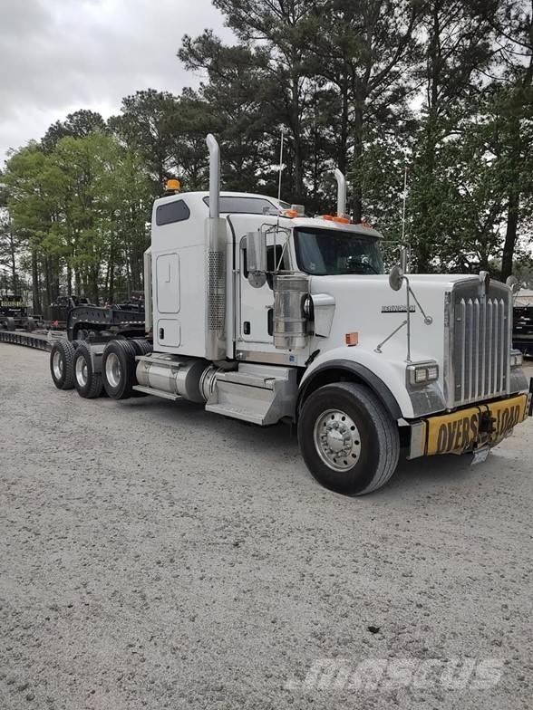 Kenworth W900B Nyergesvontatók