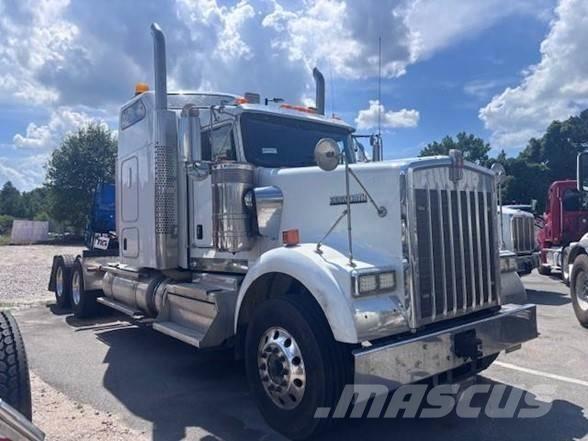 Kenworth W900B Nyergesvontatók