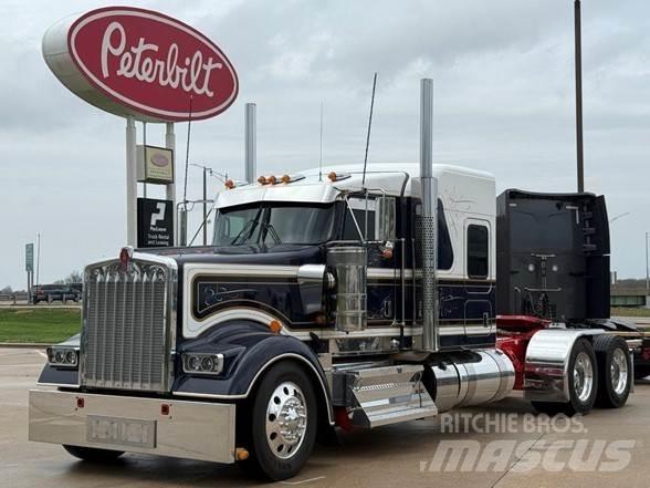Kenworth W900L Nyergesvontatók