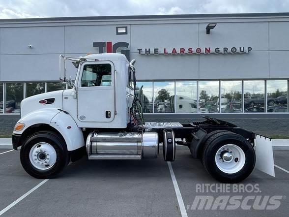 Peterbilt 337 Nyergesvontatók