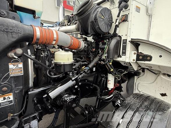 Peterbilt 337 Nyergesvontatók