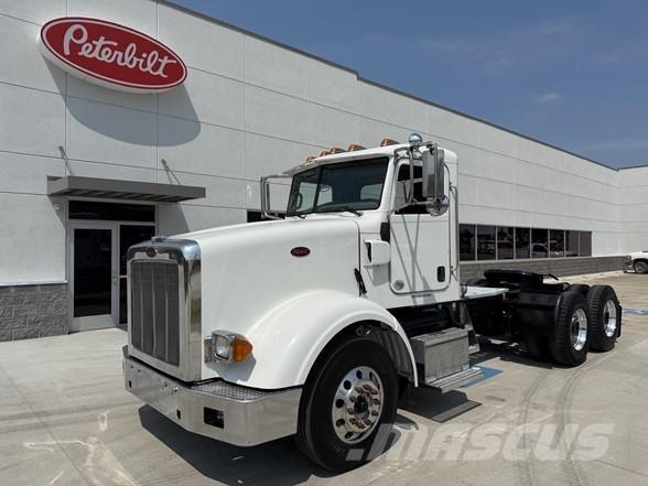 Peterbilt 367 Nyergesvontatók