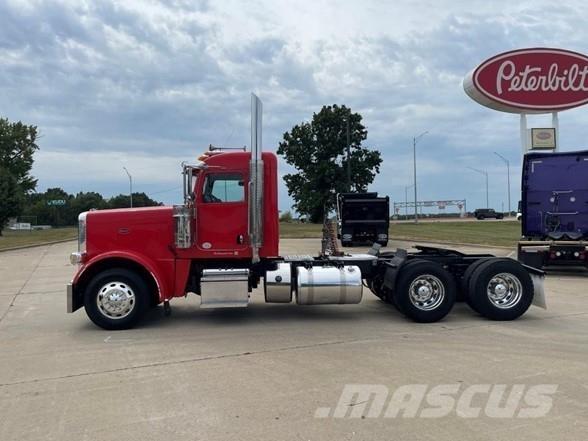 Peterbilt 389 Nyergesvontatók
