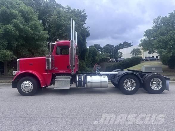 Peterbilt 389 Nyergesvontatók