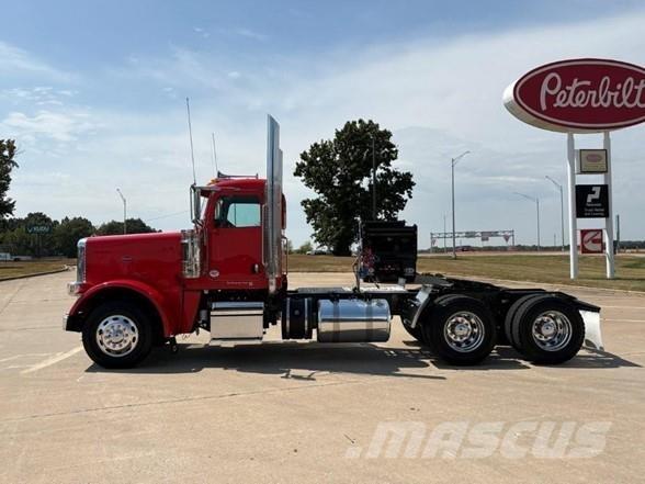Peterbilt 389 Nyergesvontatók
