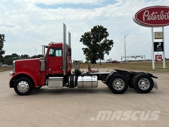 Peterbilt 389 Nyergesvontatók