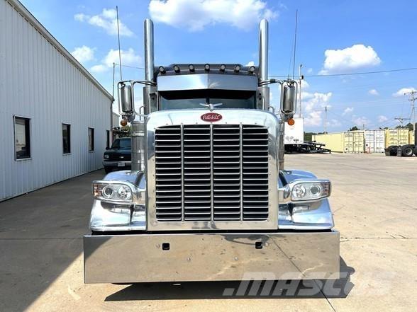 Peterbilt 389 Nyergesvontatók