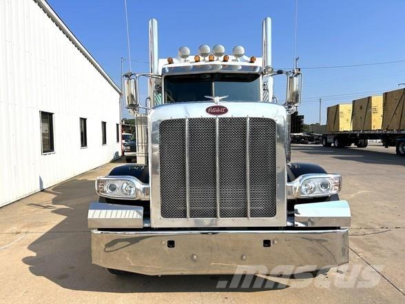 Peterbilt 389 Nyergesvontatók