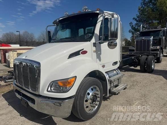 Peterbilt 536 Fülkés alváz
