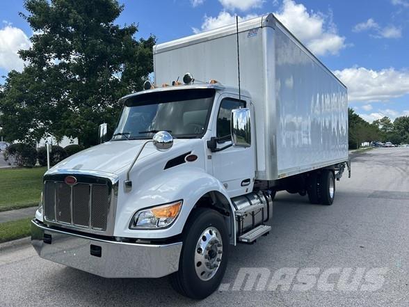 Peterbilt 536 Dobozos teherautók
